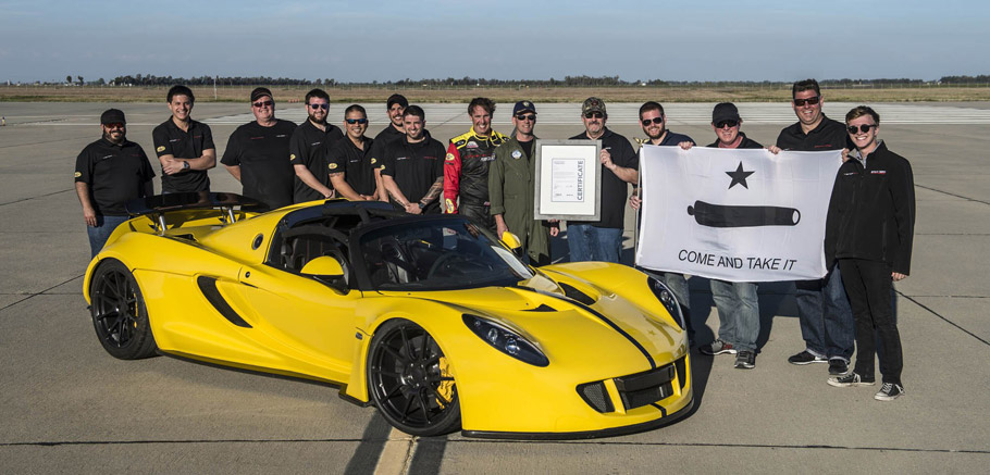 Hennessey Venom GT Spyder Side view plus certification