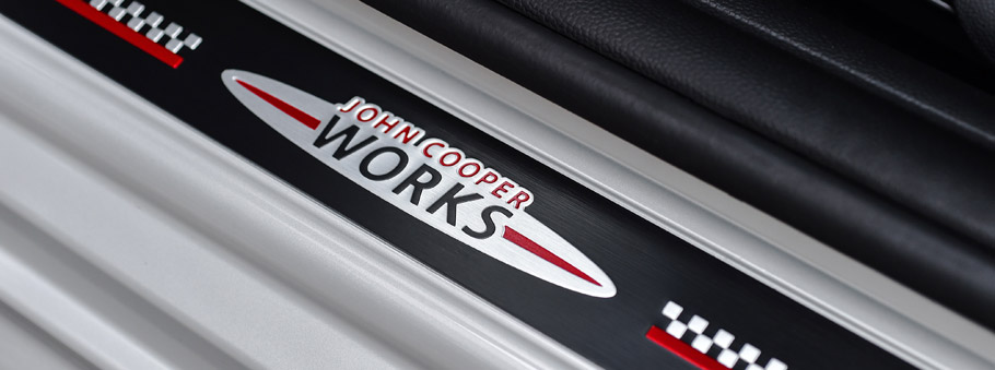2016 MINI Cooper Works Challenge
