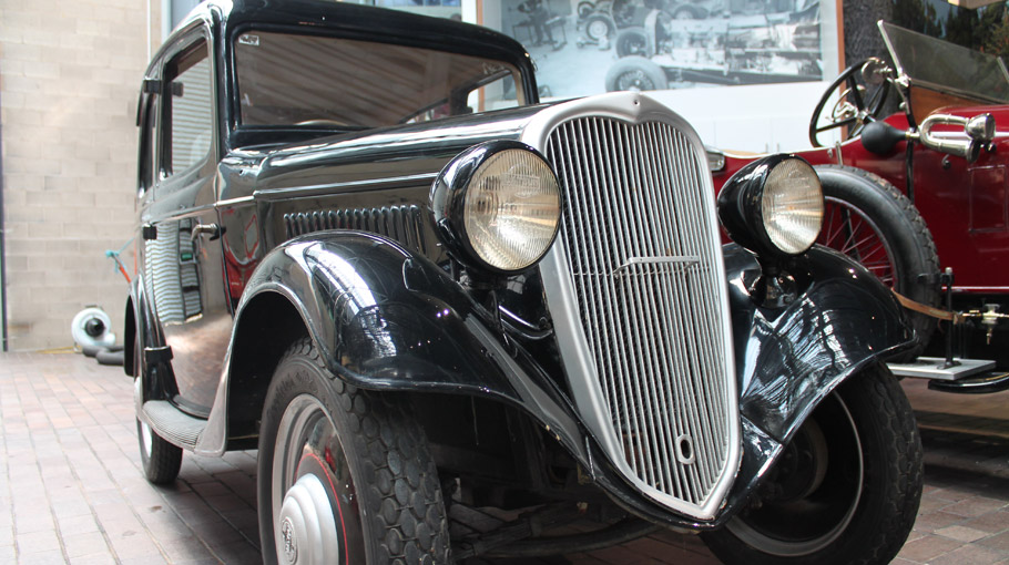 1935 Datsun Type 14 front view