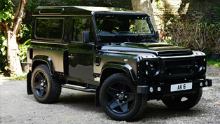 chelsea truck company and kahn design impress with defender london motor show edition