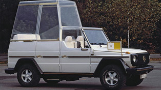 the popemobile: what are the notable features? 