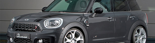 B&B team shows off with a monstrous MINI Cooper! Check it out!