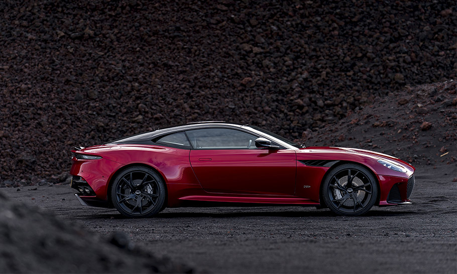 2018 Aston Martin DBS Superleggera