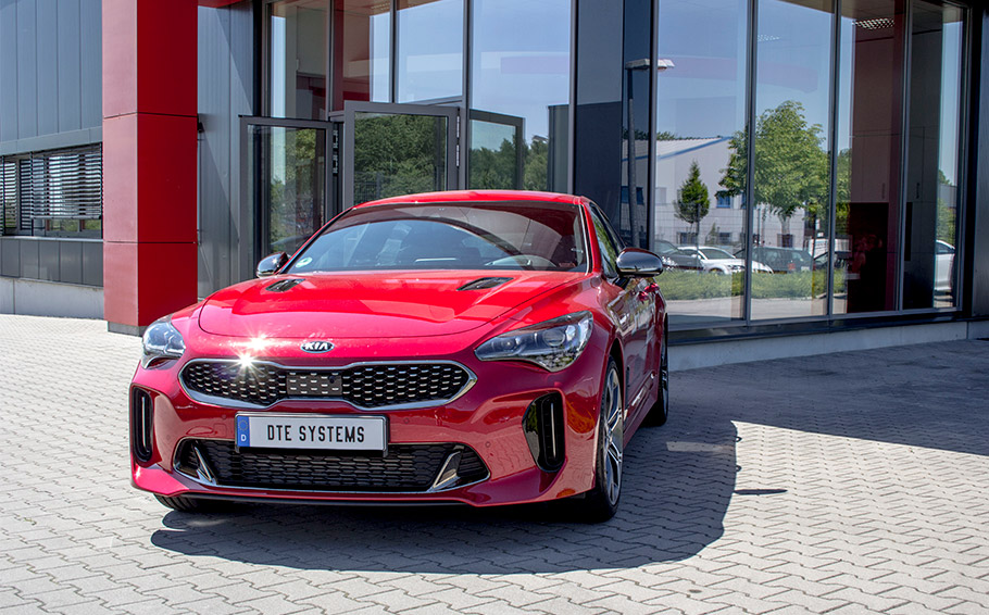 2018 DTE Systems Kia Stinger 