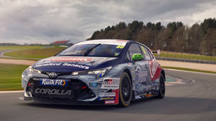toyota btcc corolla