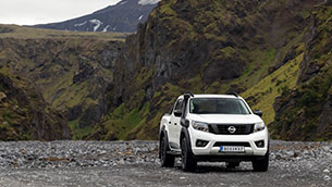 nissan navara off roader at32