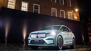 skoda celebrates uk premiere of the new enyaq iv in electric avenue
