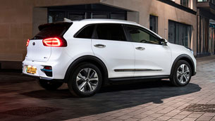 business motoring awards jury names kia niro the winner in this year's event 