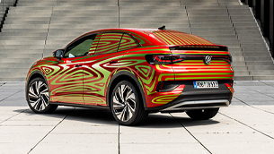 volkswagen is about to debut the suv coupe id.5 gtx at the iaa