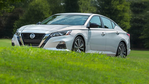 2022 nissan altima pricing starts at $24,550