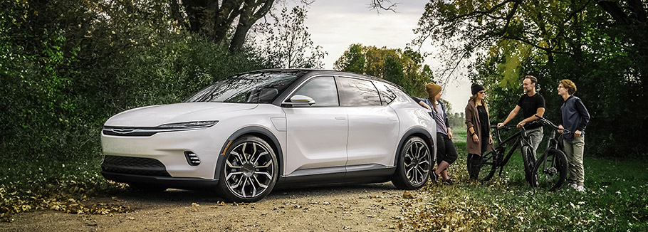 2022 Chrysler Airflow Concept - Side View