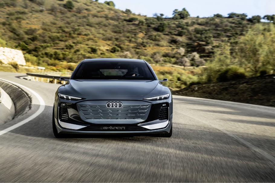 Audi A6 Avant e-tron concept - Front View