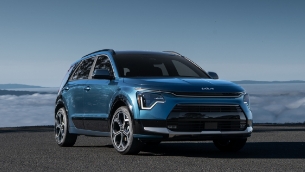 the all-new 2023 kia niro debuts