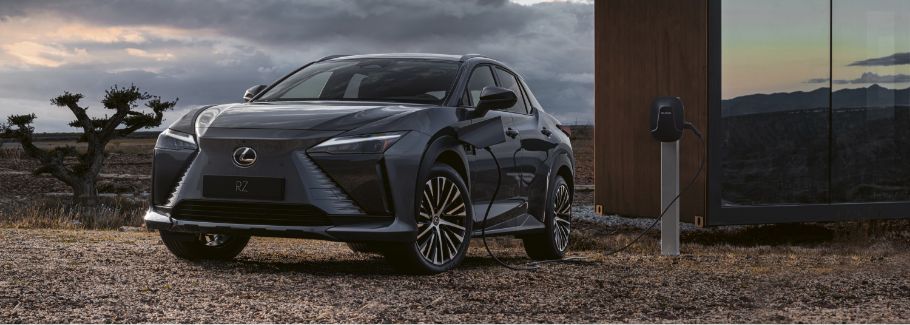 2023 Lexus RZ 450e - Front Angle