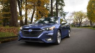 Subaru debuts refreshed 2023 Legacy sedan