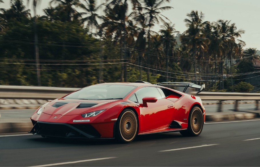 lamborghini-huracan-rentals-in-dubai-s-luxury-landscape